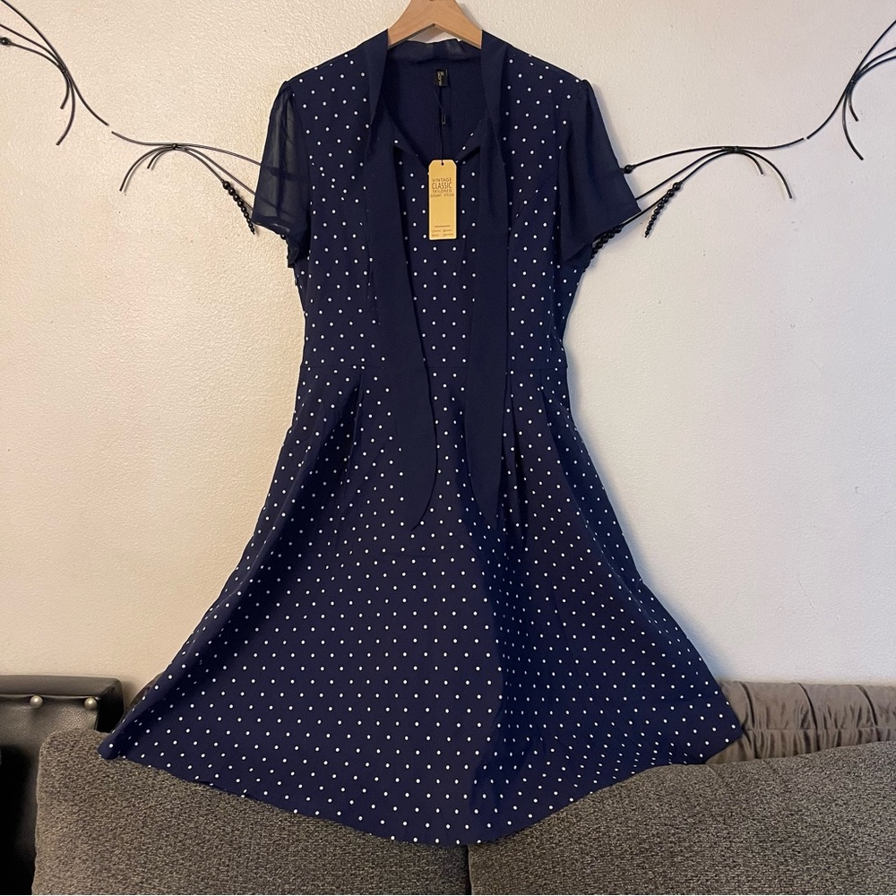 Chic Navy Polka Dot Midi Dress